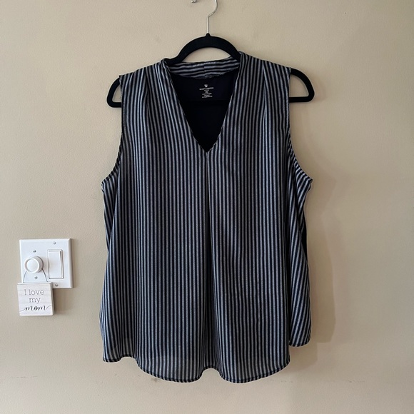 Worthington Petite Black & White Striped Sleeveless Top - Picture 9 of 13